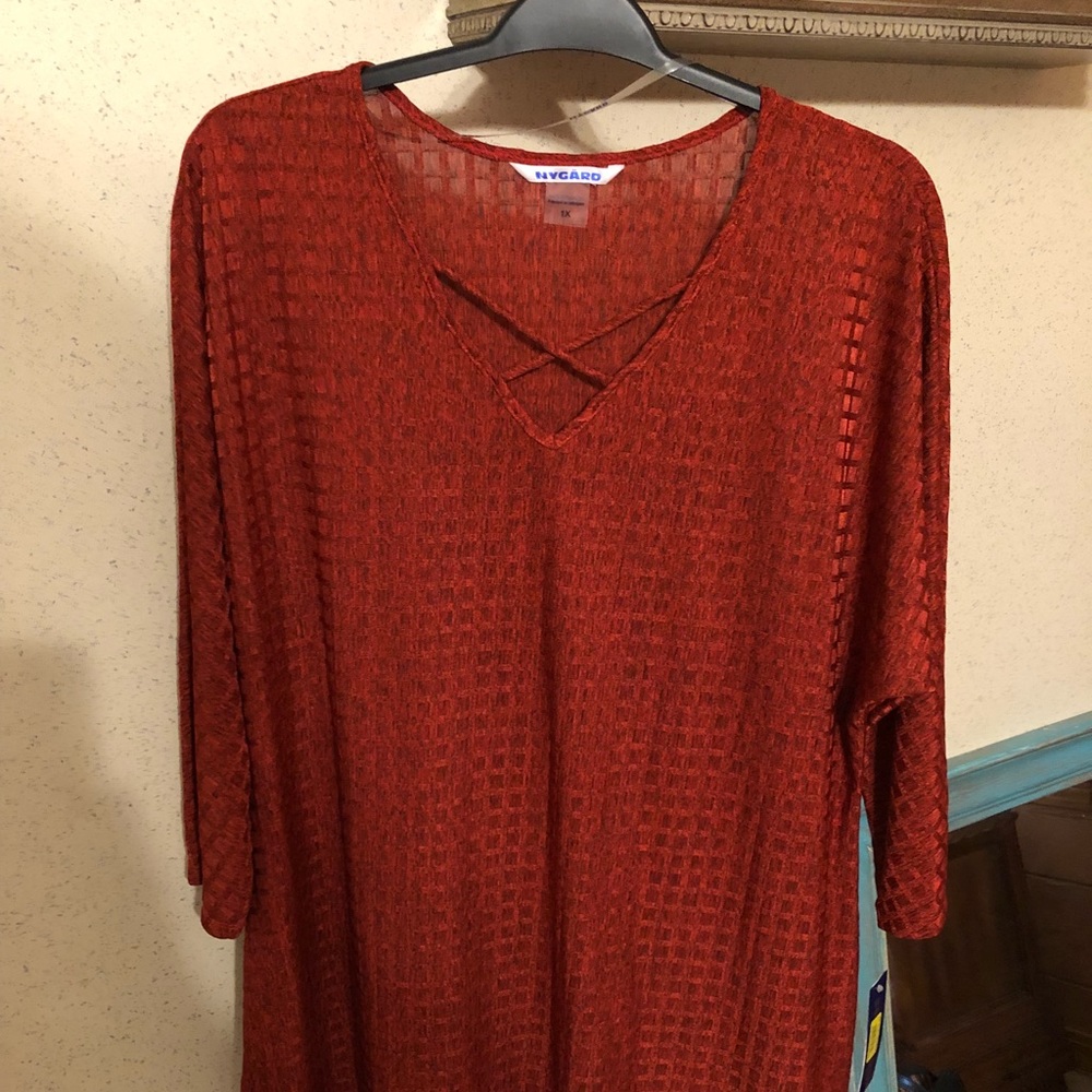 Nygard Rust color tunic.